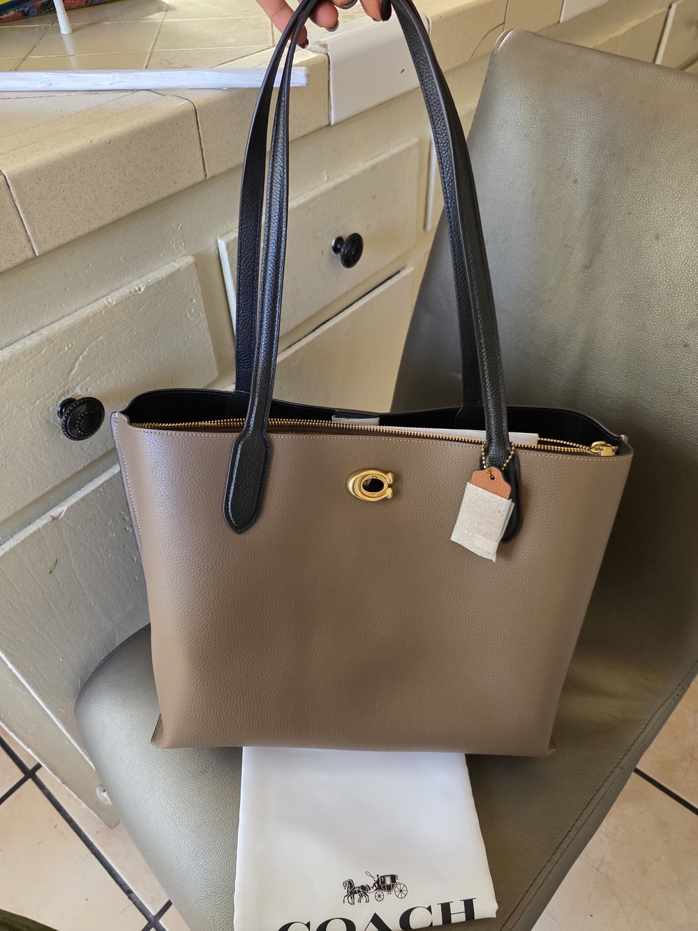 Coach Tote Bag - Picture 2 of 12